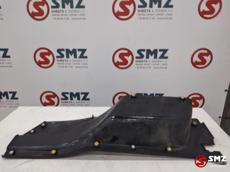 Volvo Occ opstap rechts Volvo FH4 - Cabine et intérieur pour Camion: photos 2 Volvo Occ opstap rechts Volvo FH4 - Cabine et intérieur pour Camion: photos 2