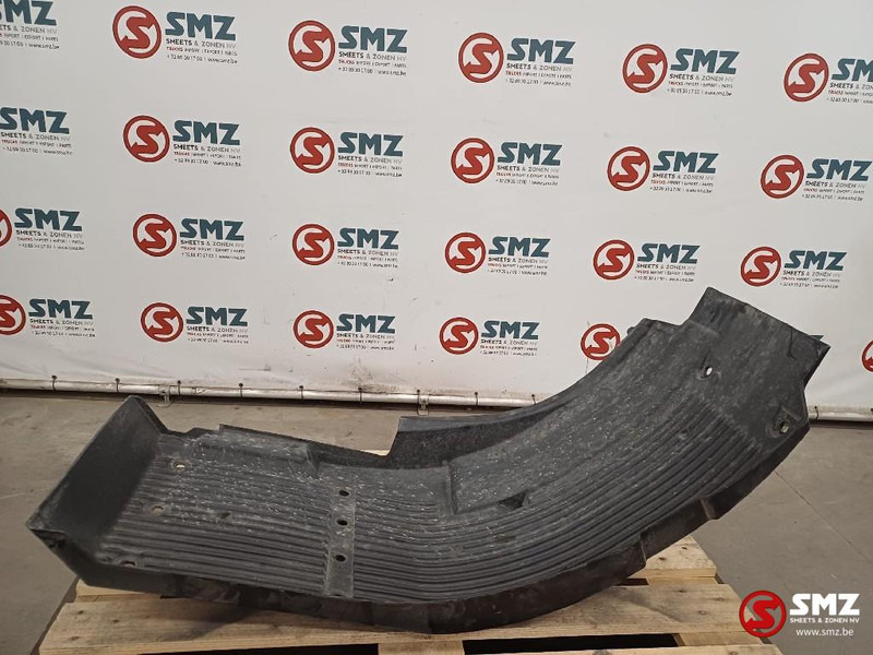 Volvo Occ spatscherm vooraan rechts Volvo - Carrosserie et extérieur pour Camion: photos 5 Volvo Occ spatscherm vooraan rechts Volvo - Carrosserie et extérieur pour Camion: photos 5