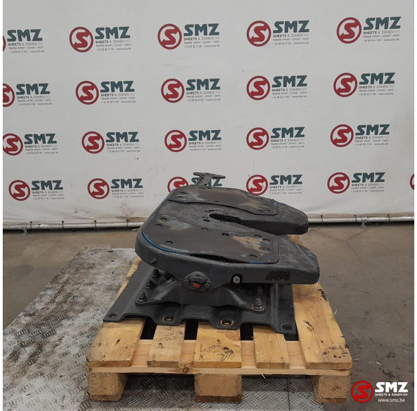 Jost Occ koppelschotel JSK37C + montageplaat Jost - Sellette d'attelage pour Camion: photos 4 Jost Occ koppelschotel JSK37C + montageplaat Jost - Sellette d'attelage pour Camion: photos 4