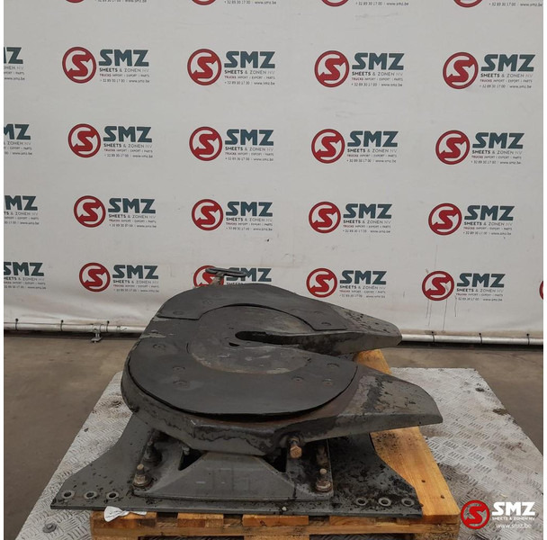 Jost Occ koppelschotel JSK37C185W + montageplaat Jost - Sellette d'attelage pour Camion: photos 3 Jost Occ koppelschotel JSK37C185W + montageplaat Jost - Sellette d'attelage pour Camion: photos 3