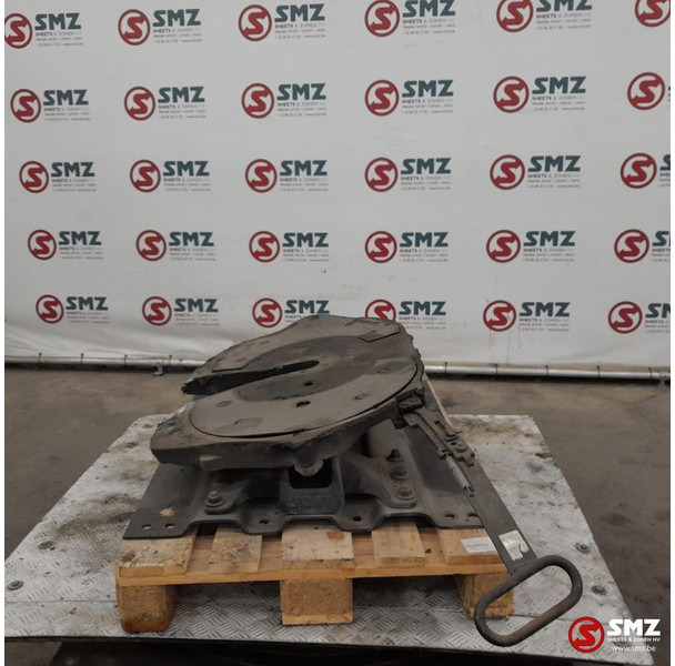 Jost Occ koppelschotel JSK42K + montageplaat Jost - Sellette d'attelage pour Camion: photos 4 Jost Occ koppelschotel JSK42K + montageplaat Jost - Sellette d'attelage pour Camion: photos 4