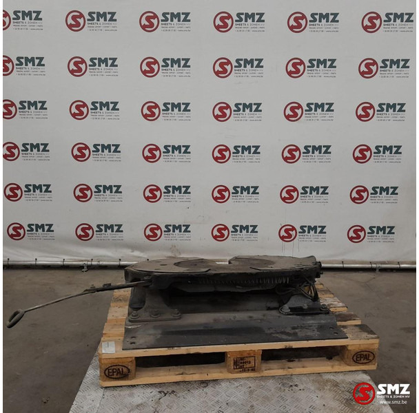 Jost Occ koppelschotel JSK42K + montageplaat Jost - Sellette d'attelage pour Camion: photos 2 Jost Occ koppelschotel JSK42K + montageplaat Jost - Sellette d'attelage pour Camion: photos 2