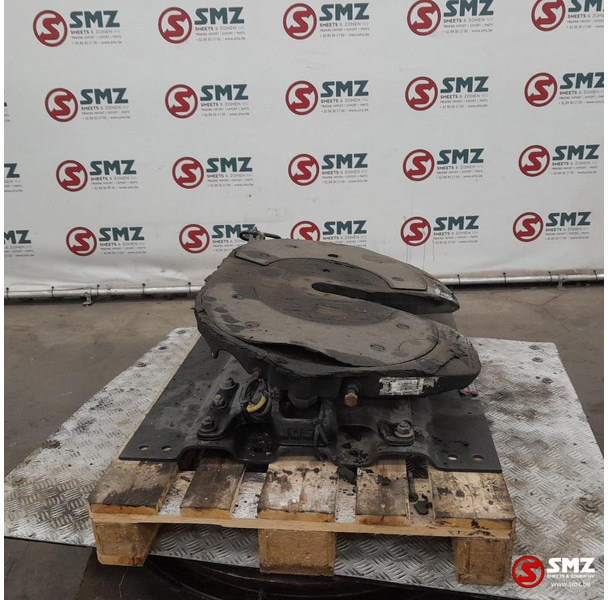 Jost Occ koppelschotel JSK42K + montageplaat Jost - Sellette d'attelage pour Camion: photos 3 Jost Occ koppelschotel JSK42K + montageplaat Jost - Sellette d'attelage pour Camion: photos 3