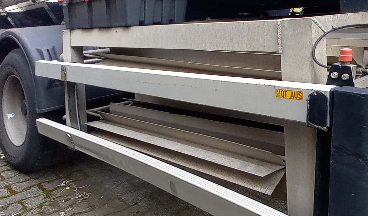 GOFA Gas tank semi-trailer cryogenic used for nitrogen, argon, oxygen, LIN, LOX, LAR - Semi-remorque citerne: photos 5 GOFA Gas tank semi-trailer cryogenic used for nitrogen, argon, oxygen, LIN, LOX, LAR - Semi-remorque citerne: photos 5