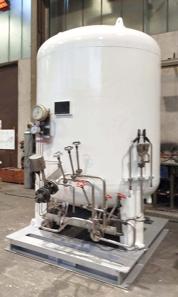 Gas tank on pallet used for oxygen, argon, nitrogen, carbon dioxide, CO2, LNG. - Cuve de stockage: photos 3 Gas tank on pallet used for oxygen, argon, nitrogen, carbon dioxide, CO2, LNG. - Cuve de stockage: photos 3