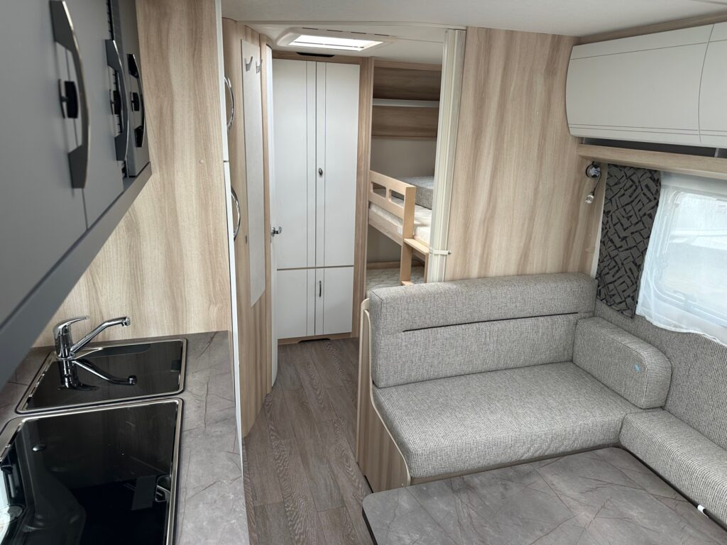 Caravane neuf DE LUXE 545 KMF 2024: photos 7 Caravane neuf DE LUXE 545 KMF 2024: photos 7