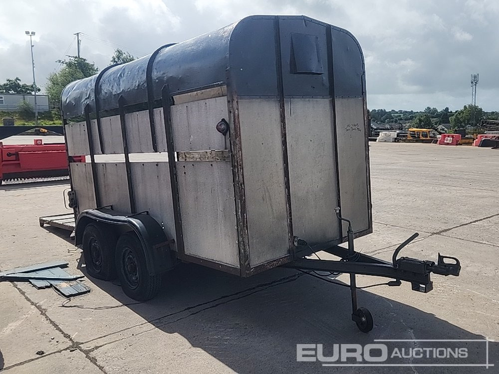 10' x 5' Twin Axle Cattle Trailer - Semi-remorque bétaillère: photos 4 10' x 5' Twin Axle Cattle Trailer - Semi-remorque bétaillère: photos 4