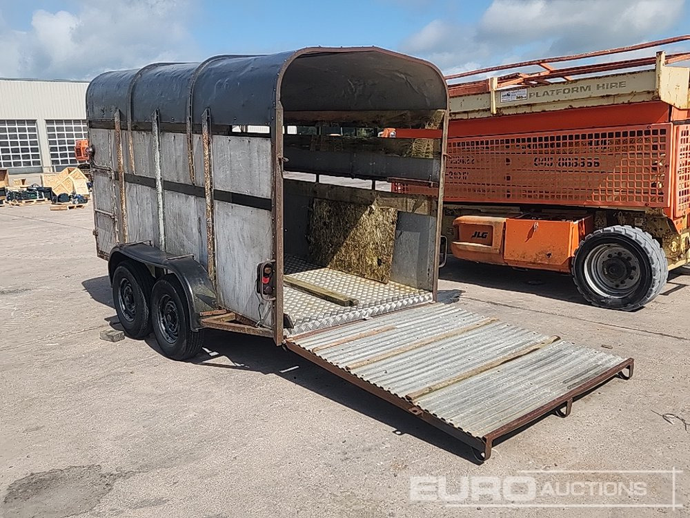 10' x 5' Twin Axle Cattle Trailer - Semi-remorque bétaillère: photos 2 10' x 5' Twin Axle Cattle Trailer - Semi-remorque bétaillère: photos 2