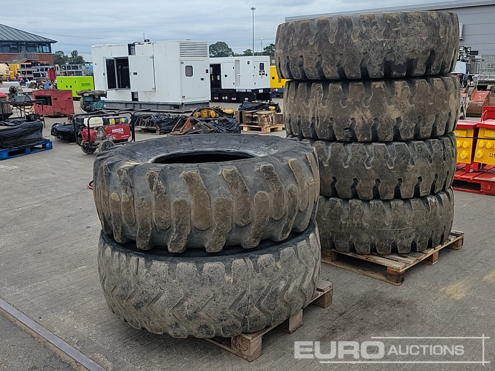 17.5-25 Tyre (6 of) - Pneu: photos 5 17.5-25 Tyre (6 of) - Pneu: photos 5