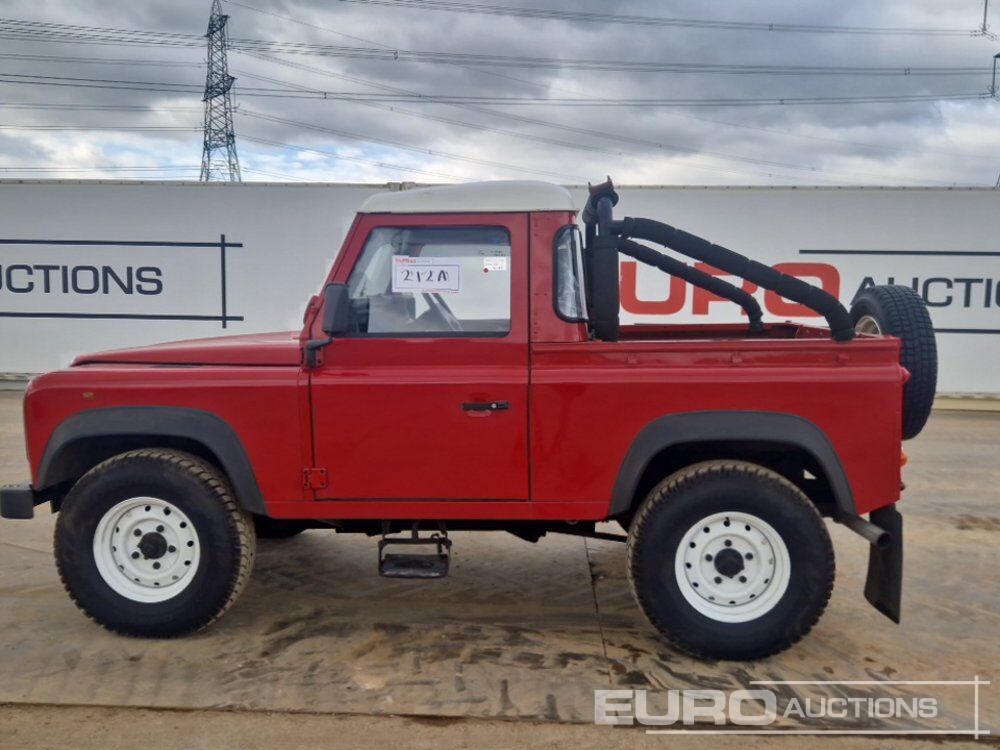 1999 Land Rover Defender 90 - SUV: photos 2 1999 Land Rover Defender 90 - SUV: photos 2