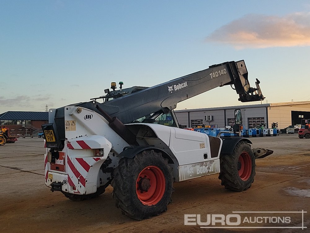 2004 Bobcat T40140 - Chariot télescopique: photos 5 2004 Bobcat T40140 - Chariot télescopique: photos 5