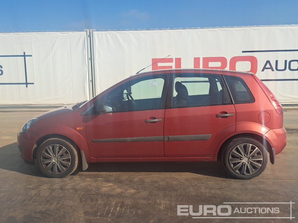 2007 Ford Fiesta - Voiture: photos 2 2007 Ford Fiesta - Voiture: photos 2