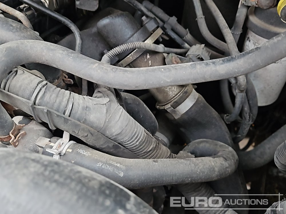 Utilitaire plateau 2008 Ford Transit 350: photos 22 Utilitaire plateau 2008 Ford Transit 350: photos 22