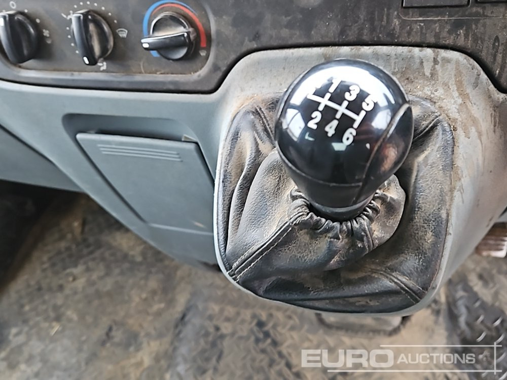 Utilitaire plateau 2008 Ford Transit 350: photos 28 Utilitaire plateau 2008 Ford Transit 350: photos 28