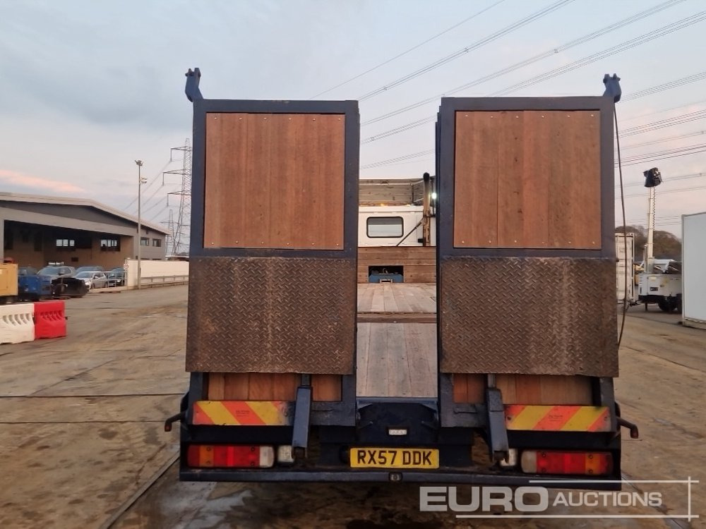 2008 Scania P340 - Camion plateau: photos 4 2008 Scania P340 - Camion plateau: photos 4