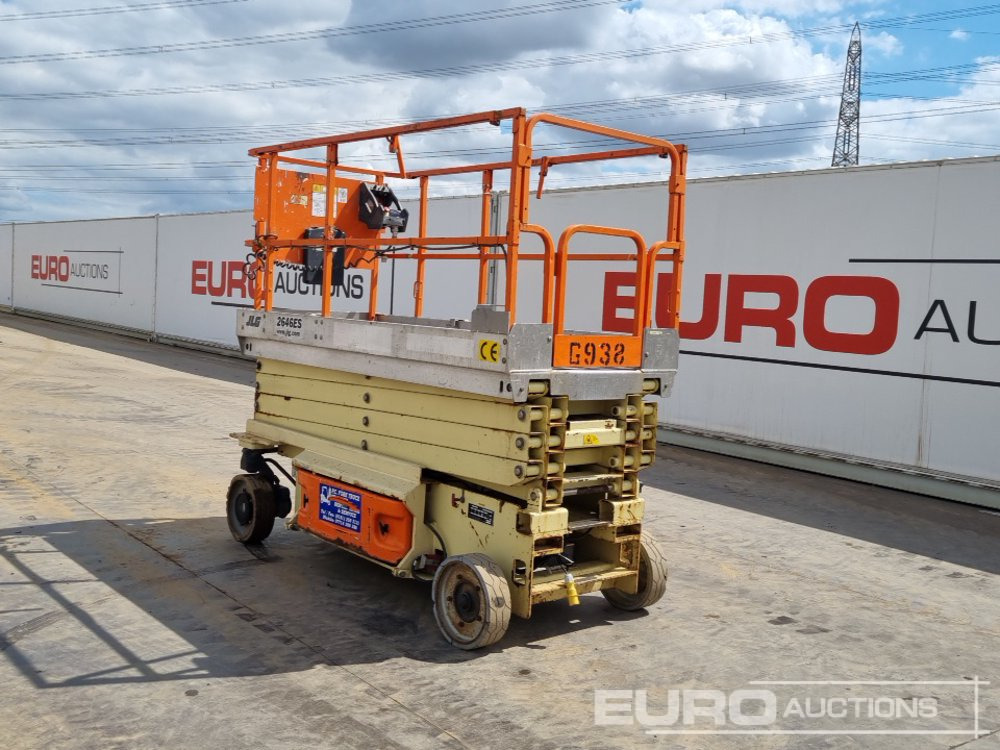 2010 JLG 2646ES - Nacelle: photos 3 2010 JLG 2646ES - Nacelle: photos 3