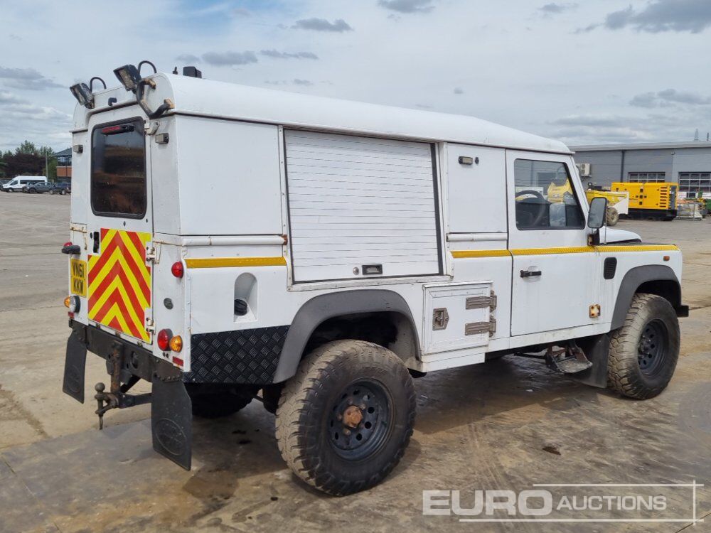 2011 Land Rover Defender - SUV: photos 5 2011 Land Rover Defender - SUV: photos 5