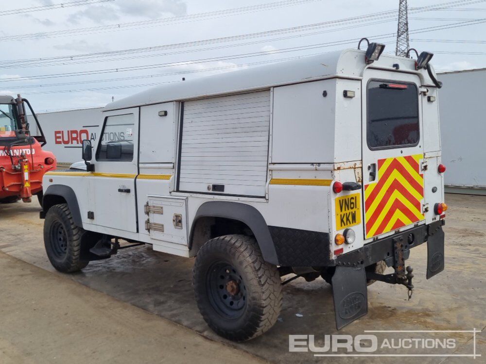 2011 Land Rover Defender - SUV: photos 3 2011 Land Rover Defender - SUV: photos 3