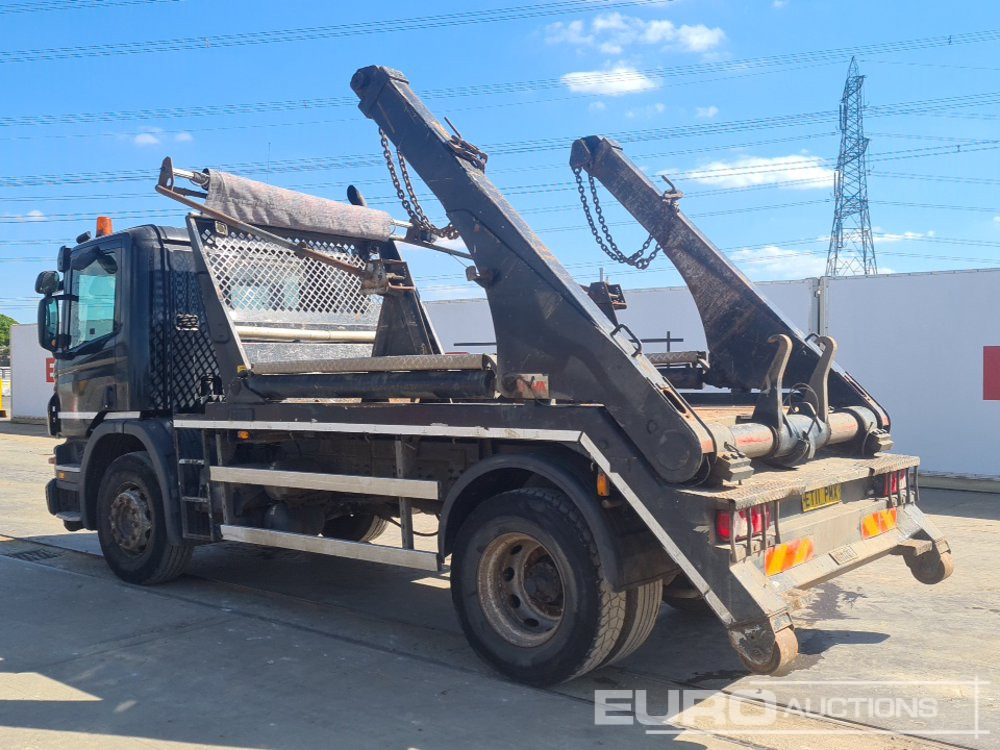 2011 Scania P230 - Camion multibenne: photos 3 2011 Scania P230 - Camion multibenne: photos 3