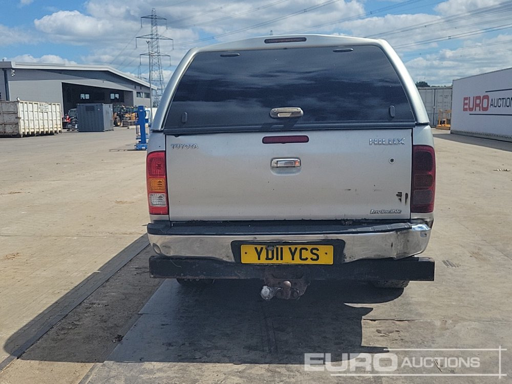 2011 Toyota Hilux - Pick-up: photos 4 2011 Toyota Hilux - Pick-up: photos 4
