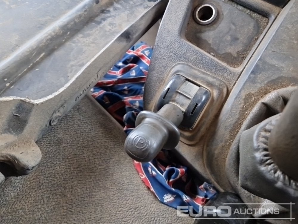 Camion multibenne 2011 Volvo FL240: photos 32