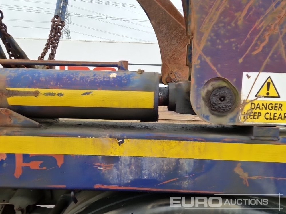 Camion multibenne 2011 Volvo FL240: photos 22