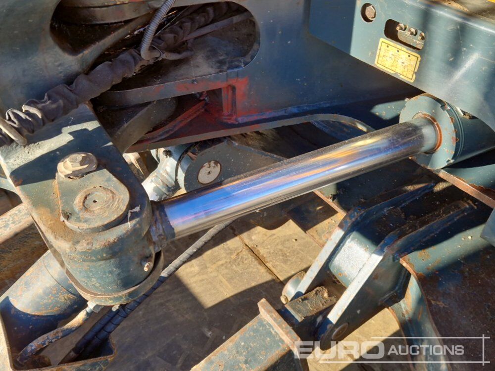 Pelle 2012 Hyundai R80CR-9: photos 27 Pelle 2012 Hyundai R80CR-9: photos 27