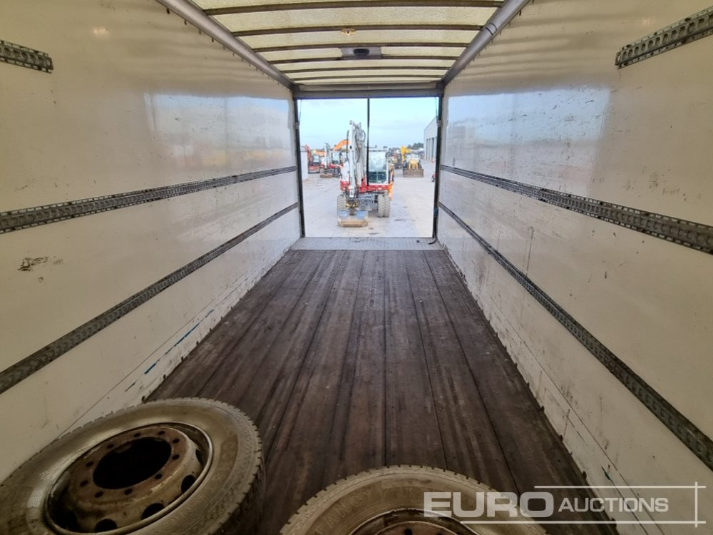Camion fourgon 2012 Scania P230: photos 23