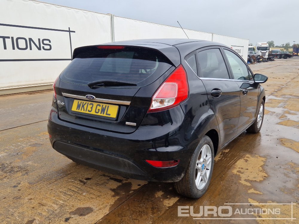 2013 Ford Fiesta - Voiture: photos 5 2013 Ford Fiesta - Voiture: photos 5