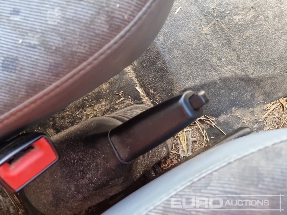 Utilitaire plateau 2013 Ford Transit: photos 29