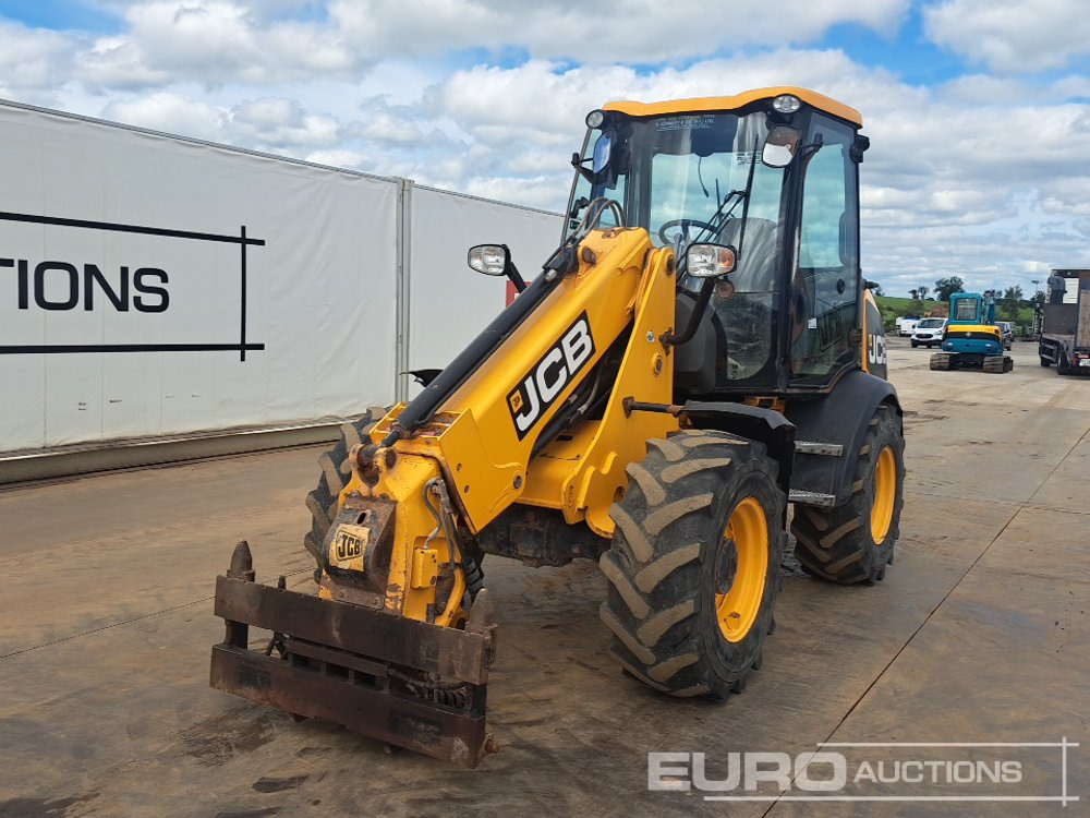 2013 JCB TM220 - Chariot télescopique: photos 1 2013 JCB TM220 - Chariot télescopique: photos 1