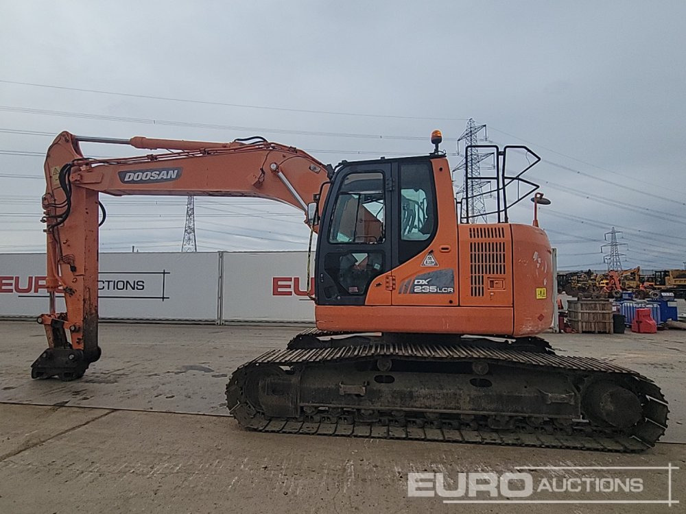 2014 Doosan DX235LCR - Pelle sur chenille: photos 2 2014 Doosan DX235LCR - Pelle sur chenille: photos 2