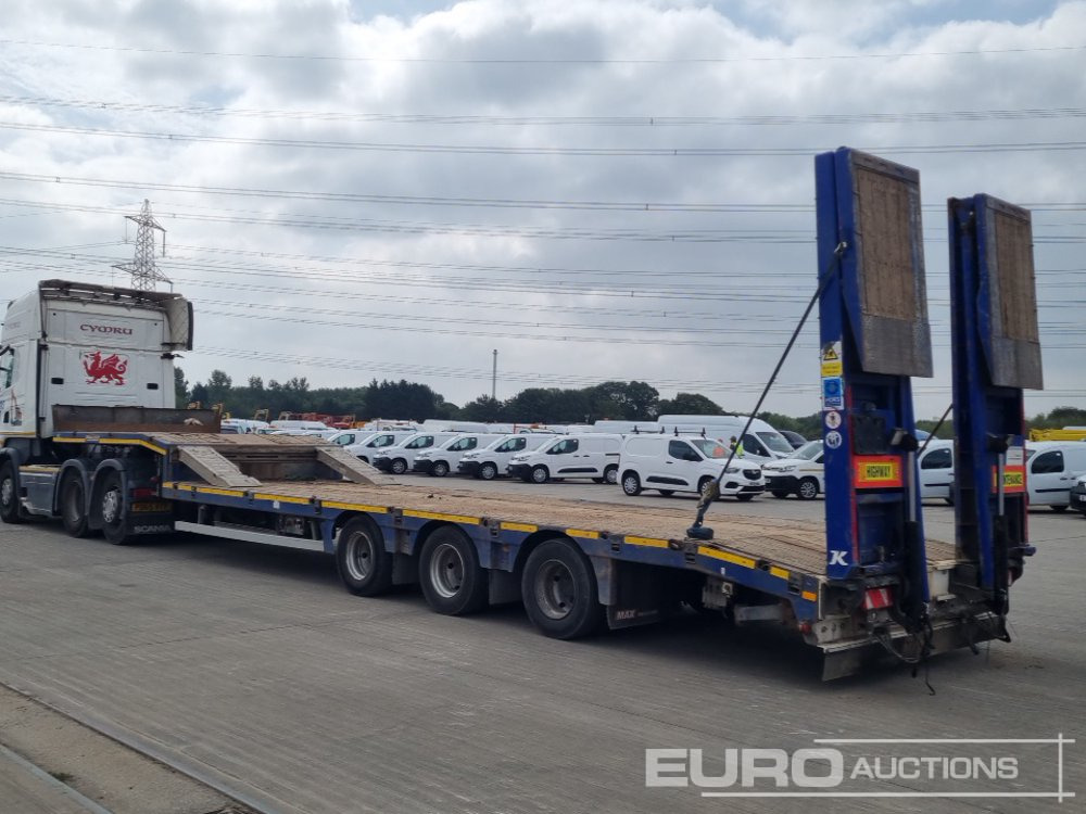2014 Faymonville Tri Axle Step Frame Low Load Trailer, Neck Ramps, Hydraulic Flip Toe Ramps (Plating Certificate Available) - Semi-remorque surbaissé: photos 3 2014 Faymonville Tri Axle Step Frame Low Load Trailer, Neck Ramps, Hydraulic Flip Toe Ramps (Plating Certificate Available) - Semi-remorque surbaissé: photos 3