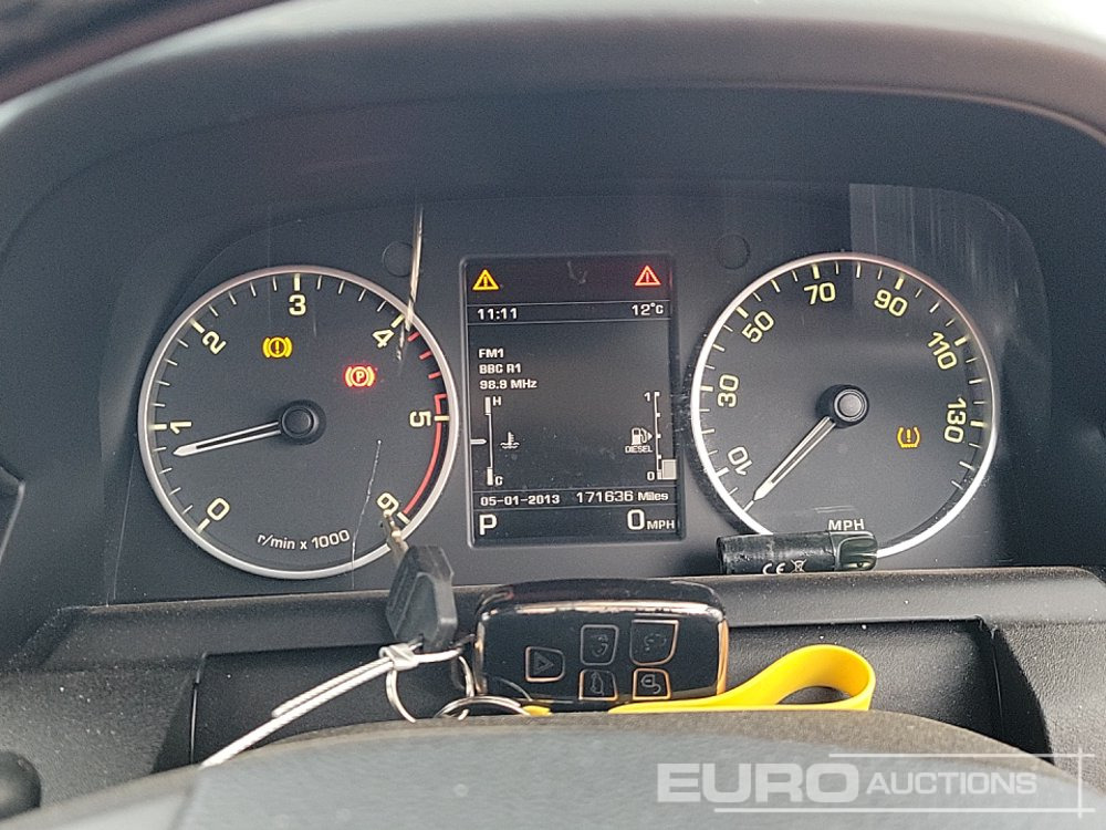 SUV 2014 Land Rover Discovery SDV6: photos 31 SUV 2014 Land Rover Discovery SDV6: photos 31