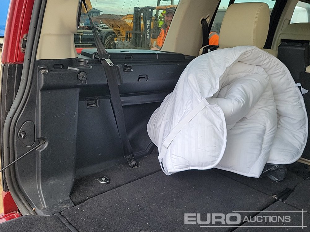 SUV 2014 Land Rover Discovery SDV6: photos 19 SUV 2014 Land Rover Discovery SDV6: photos 19