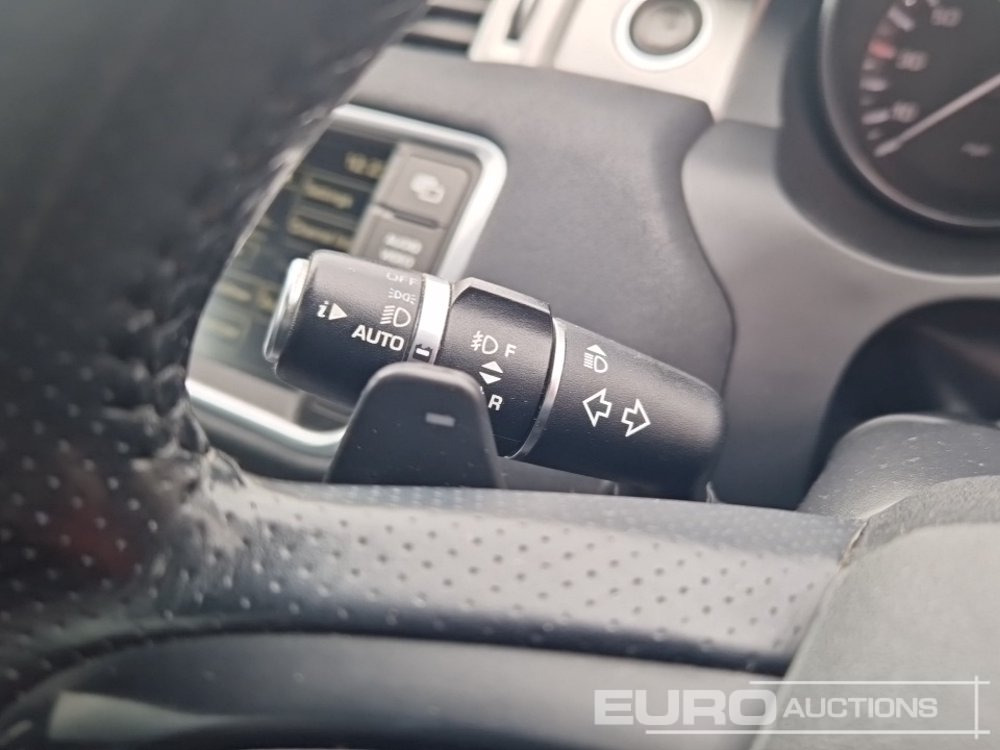SUV 2014 Range Rover Evoque: photos 17
