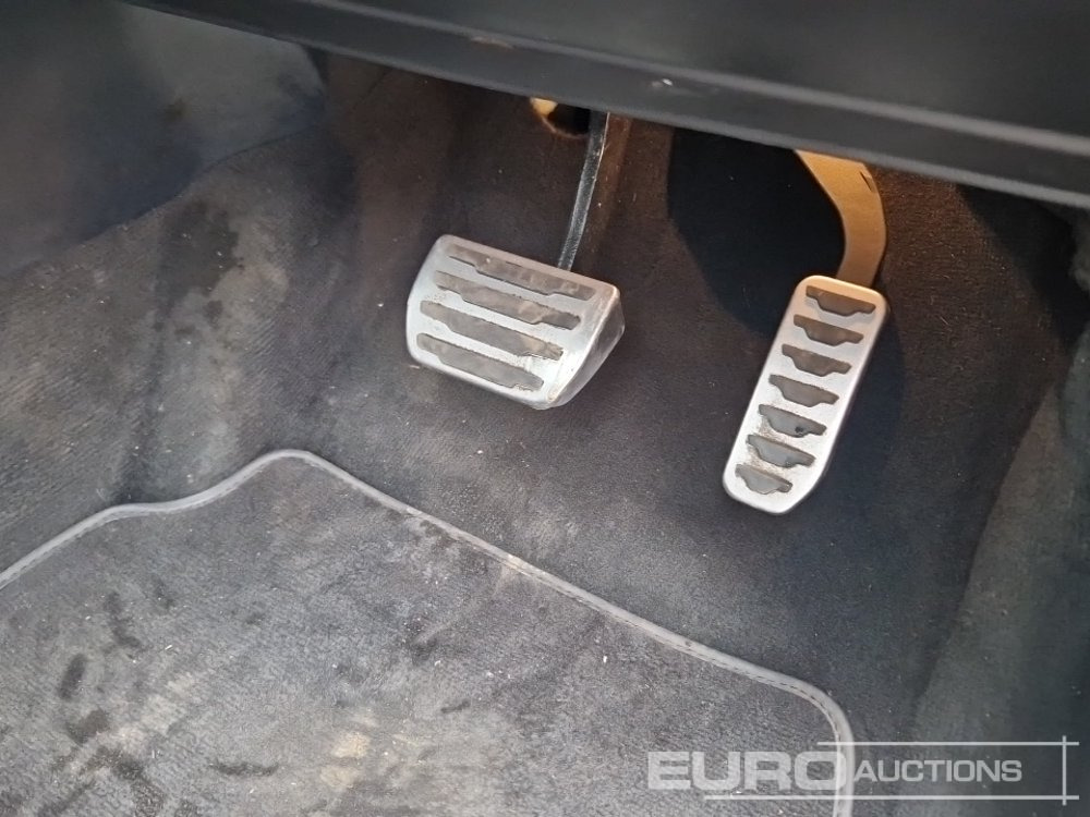 SUV 2014 Range Rover Evoque: photos 14