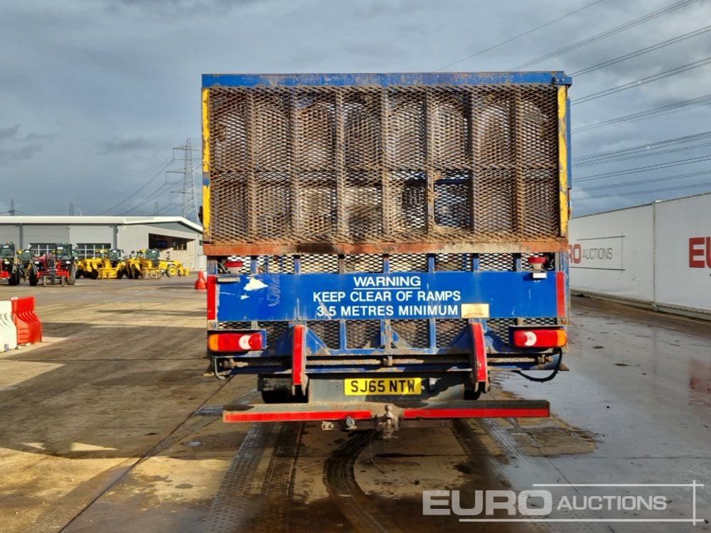 2015 DAF 210 - Camion plateau: photos 4 2015 DAF 210 - Camion plateau: photos 4