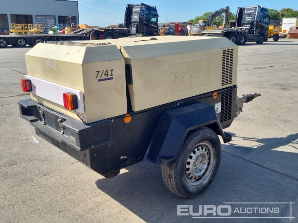 2015 Doosan 741 - Compresseur d'air: photos 5 2015 Doosan 741 - Compresseur d'air: photos 5
