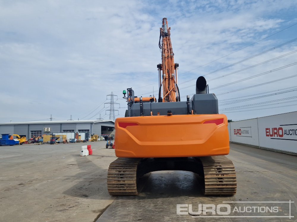 2015 Doosan DX300LC-5 - Pelle sur chenille: photos 4 2015 Doosan DX300LC-5 - Pelle sur chenille: photos 4
