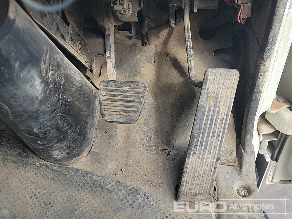 Camion benne 2015 Isuzu N75.150: photos 25