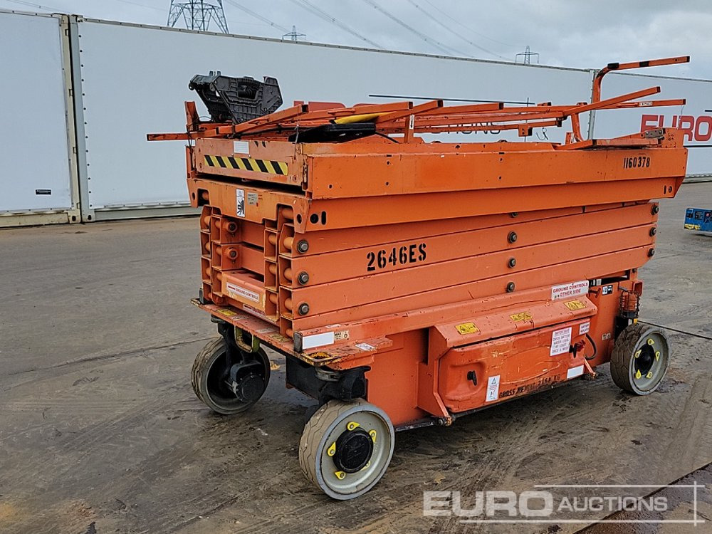 2015 JLG 2646 ES - Nacelle: photos 1 2015 JLG 2646 ES - Nacelle: photos 1