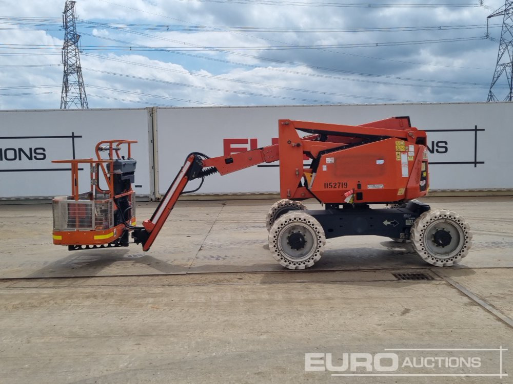 2015 JLG 340AJ - Nacelle: photos 2 2015 JLG 340AJ - Nacelle: photos 2