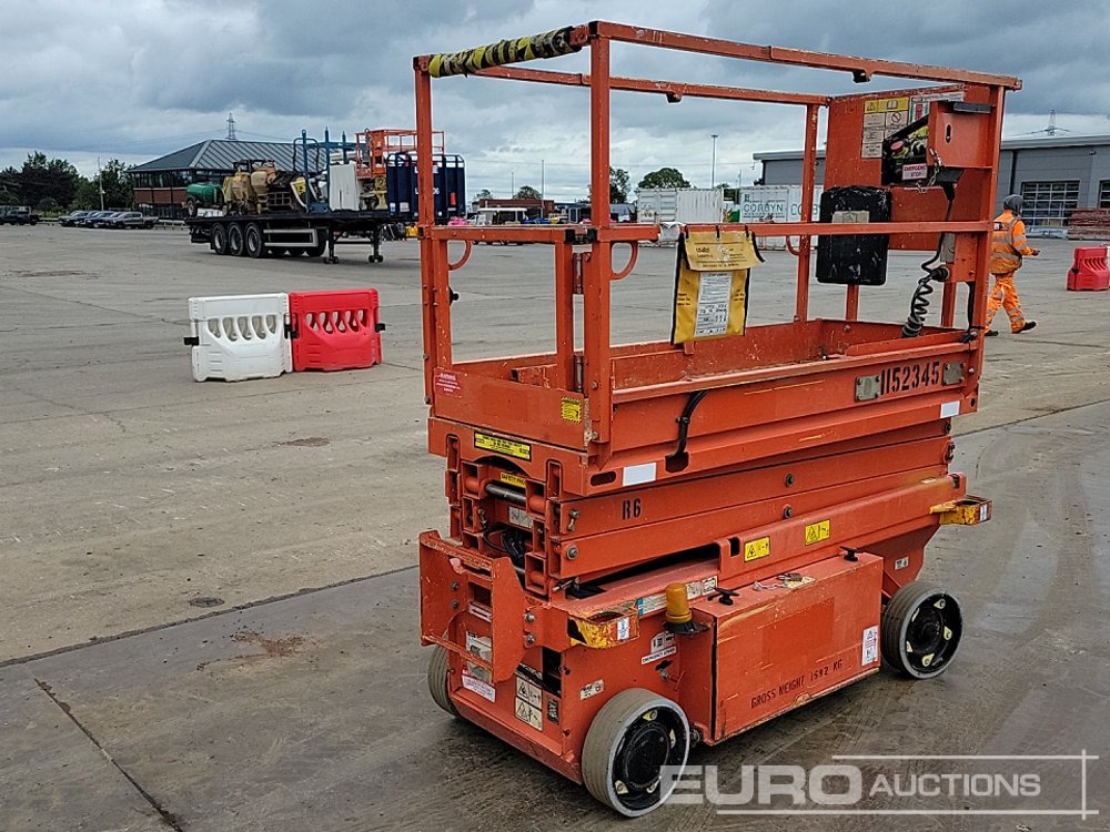 2015 JLG R6 - Nacelle: photos 5 2015 JLG R6 - Nacelle: photos 5