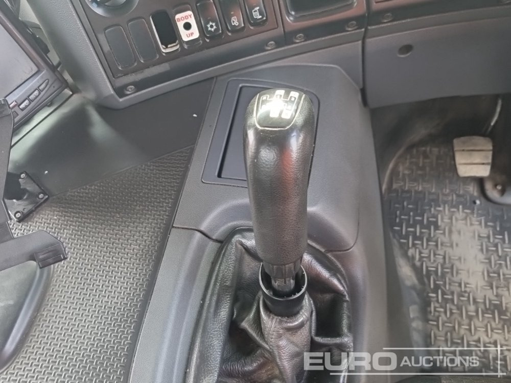 Camion benne 2015 Scania P370: photos 29