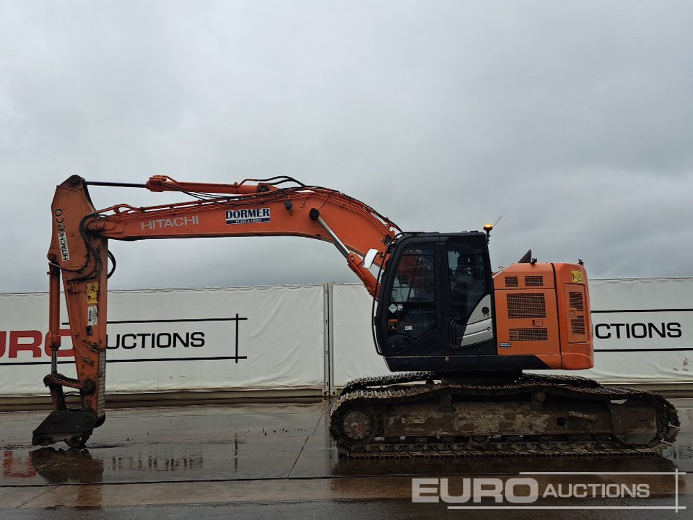 2016 Hitachi ZX225USLC-5B - Pelle sur chenille: photos 2 2016 Hitachi ZX225USLC-5B - Pelle sur chenille: photos 2