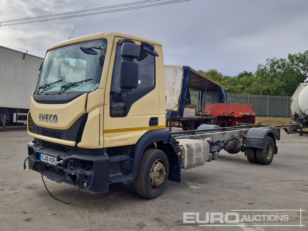 2016 Iveco 4x2 Chassis Cab, Automatic Gearbox (Non Runner, Parts Missing) - Châssis cabine: photos 1 2016 Iveco 4x2 Chassis Cab, Automatic Gearbox (Non Runner, Parts Missing) - Châssis cabine: photos 1