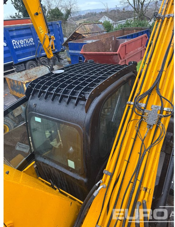 Pelle sur pneus 2016 JCB JS20MHT4: photos 12 Pelle sur pneus 2016 JCB JS20MHT4: photos 12