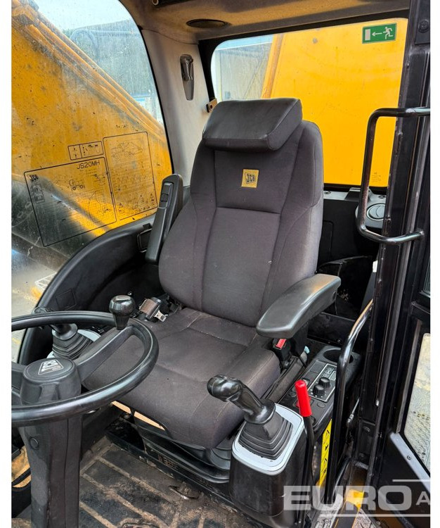 Pelle sur pneus 2016 JCB JS20MHT4: photos 8 Pelle sur pneus 2016 JCB JS20MHT4: photos 8