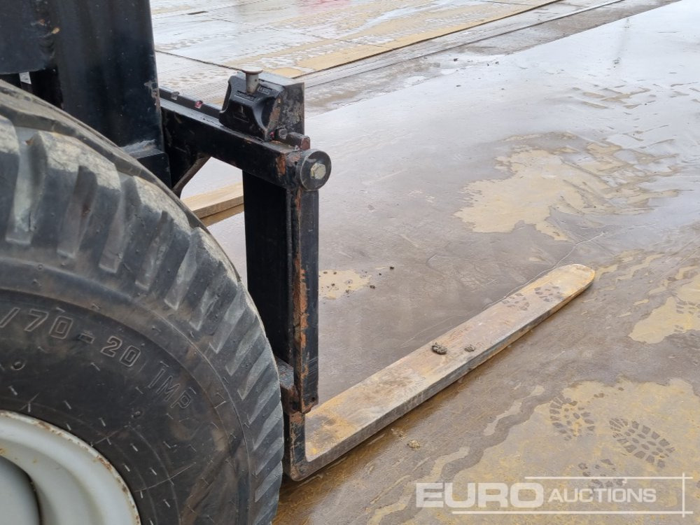 Chariot tout terrain 2016 Manitou M30-4: photos 19 Chariot tout terrain 2016 Manitou M30-4: photos 19